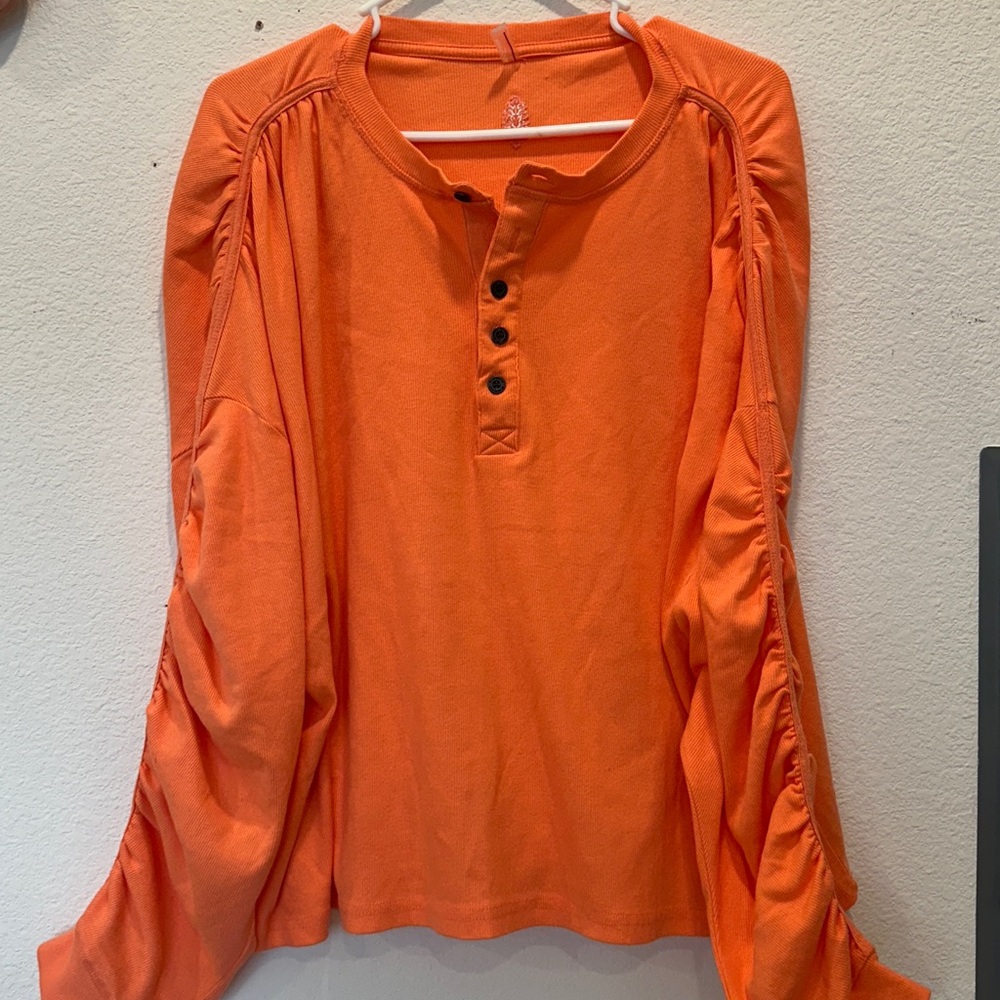 FP Movement by Free People Flow State Layer-Thermal Top in Neon Coral 🧡 - Picture 2 of 10